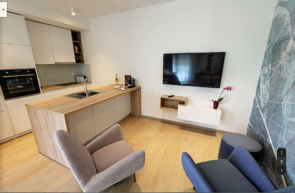 Regentova Suites ليوبليانا المظهر الخارجي الصورة